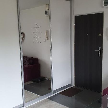 Apartament New Jork ออลชติน ภายนอก รูปภาพ
